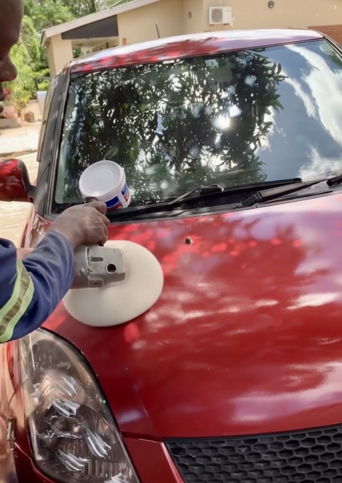 Car polishing at Wiyule Motors